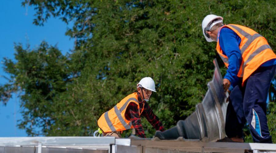 Roof maintenance in Wentworth, SD